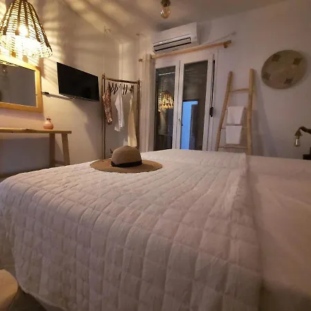 Апартаменты Janakos View With Private Pool Glinado Naxos