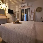 Апартаменты Janakos View With Private Pool Glinado Naxos