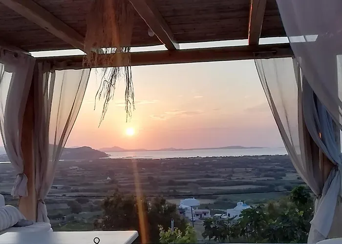 Janakos View With Private Pool Apartment